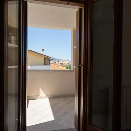 Via Alloro 44 Όλμπια