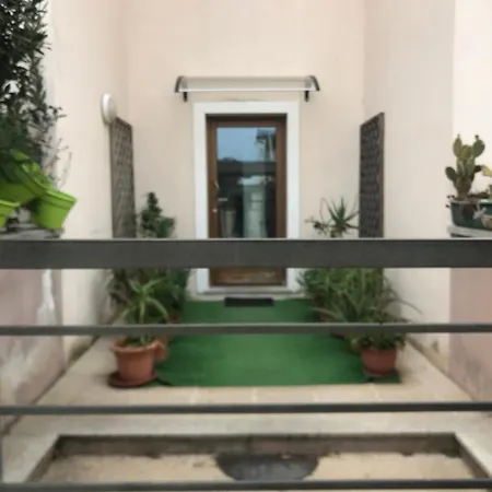 Appartement Via Alloro 44 *